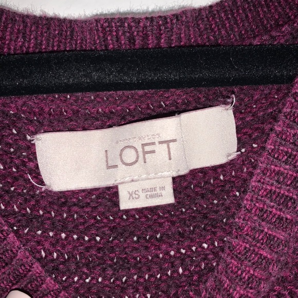 Ann Taylor loft maroon-ish color sweater can - Picture 2 of 6